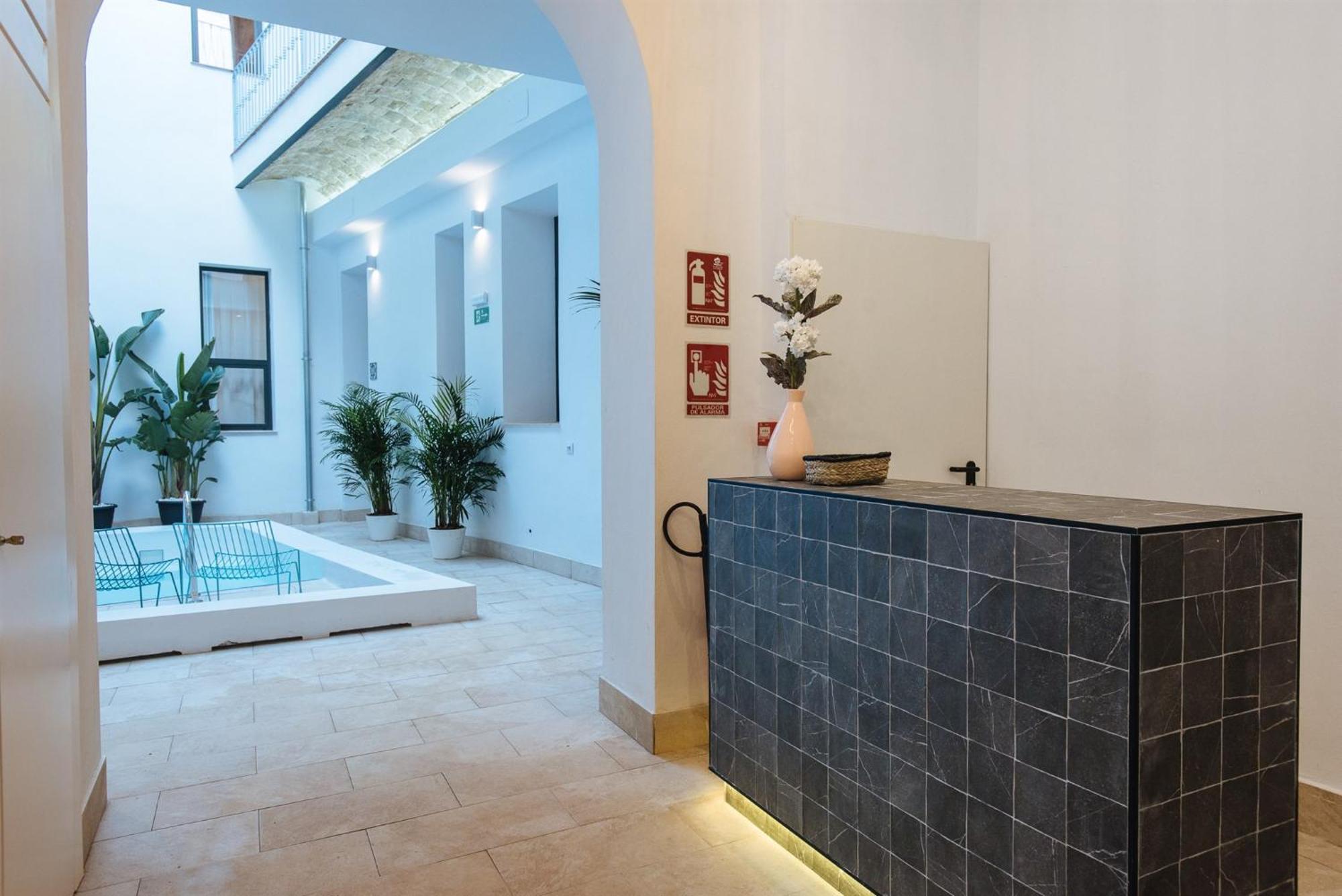 Lola De Triana Apartments Sevilla Kültér fotó